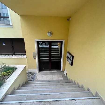 Apartment Vitosha Terrace 1br With Parking *