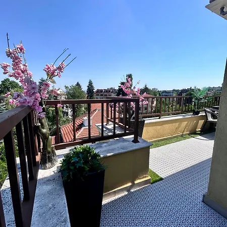 Vitosha Terrace 1br With Parking Sofia