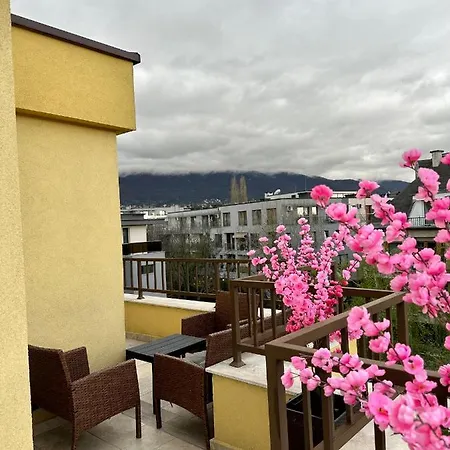 Апартамент Vitosha Terrace 1br With Parking