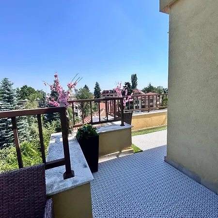 Vitosha Terrace 1br With Parking Apartamento Sófia